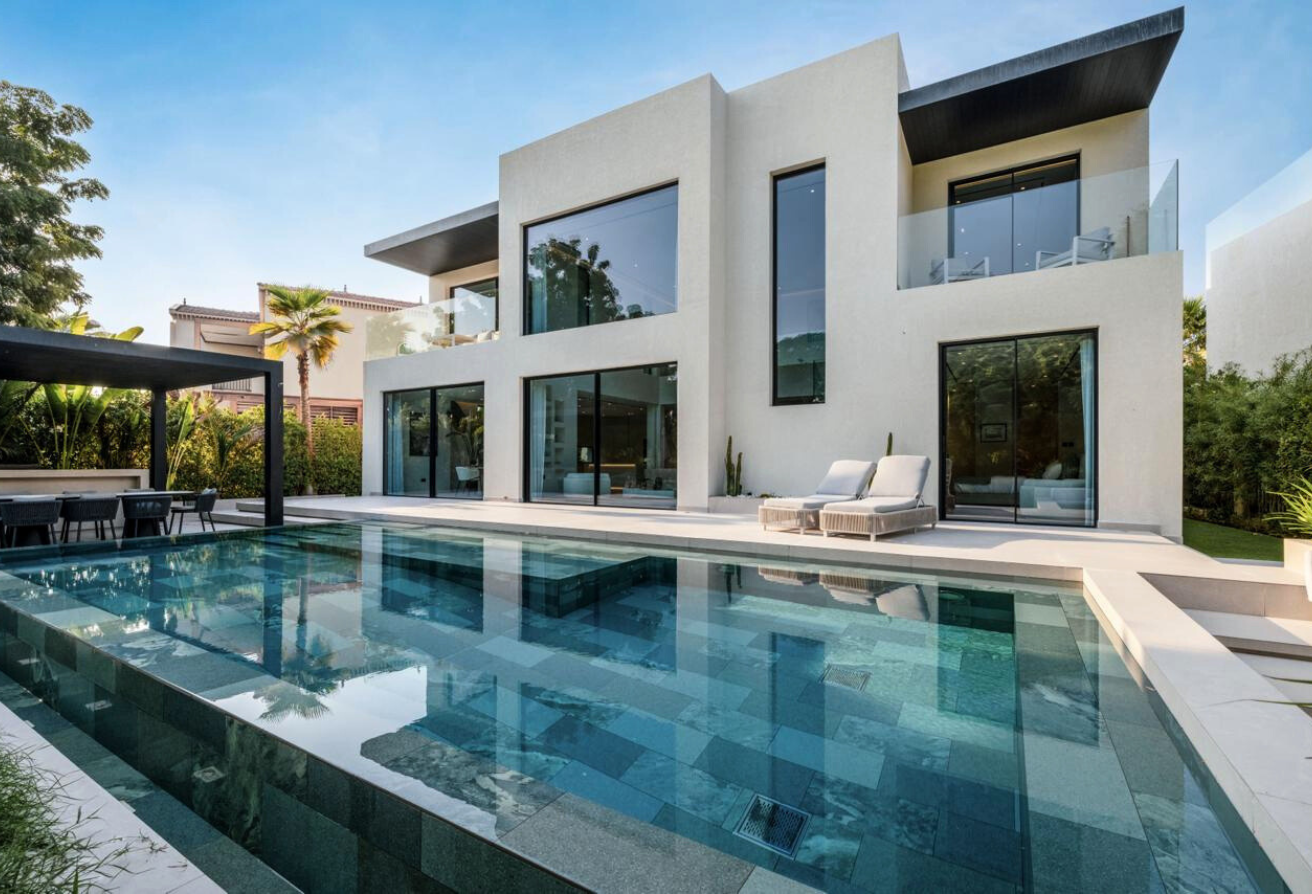 Timeless Garden hall Retreat I Jumeirah Islands
